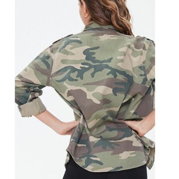 Forever 21 Button Front Camouflage Jacket Shirt - Picture 2 of 7